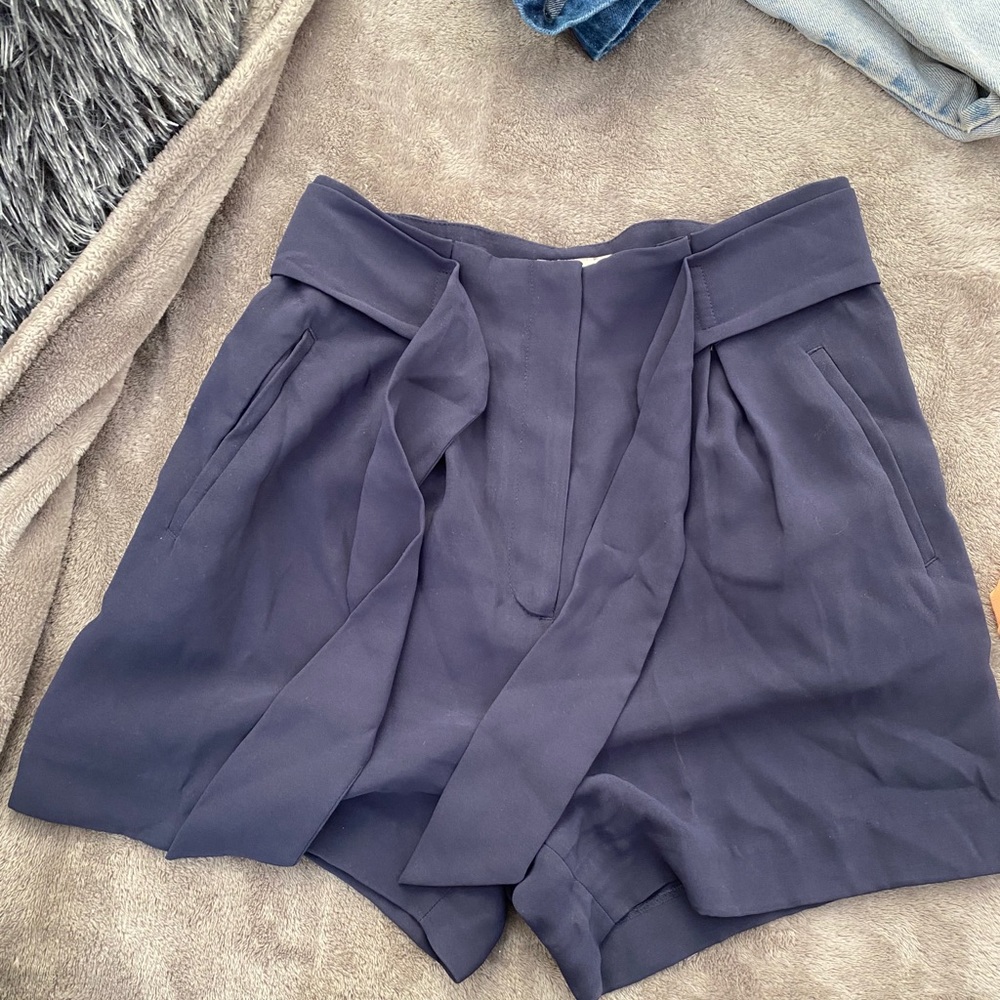 H&M blue shorts